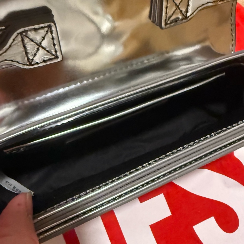 Diesel 1DR Shoulder Bag in Silver - Picture 8 of 11